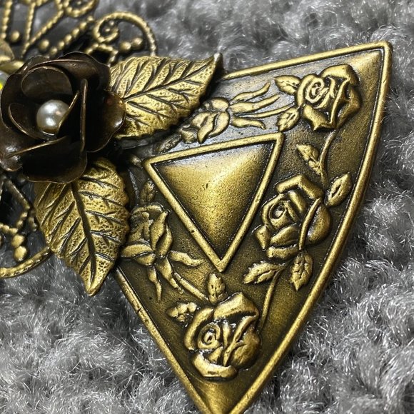 Angel Pin Brooch Marked KC Vintage Gold Tone Halo Rose Flower Guardian Christian - Picture 5 of 13